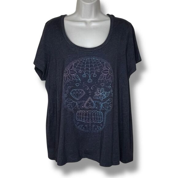 Torrid Ombre Sugar Skull Gray T Shirt Scoop Neck Short Sleeve Women Size 3 / 3X - Picture 1 of 11